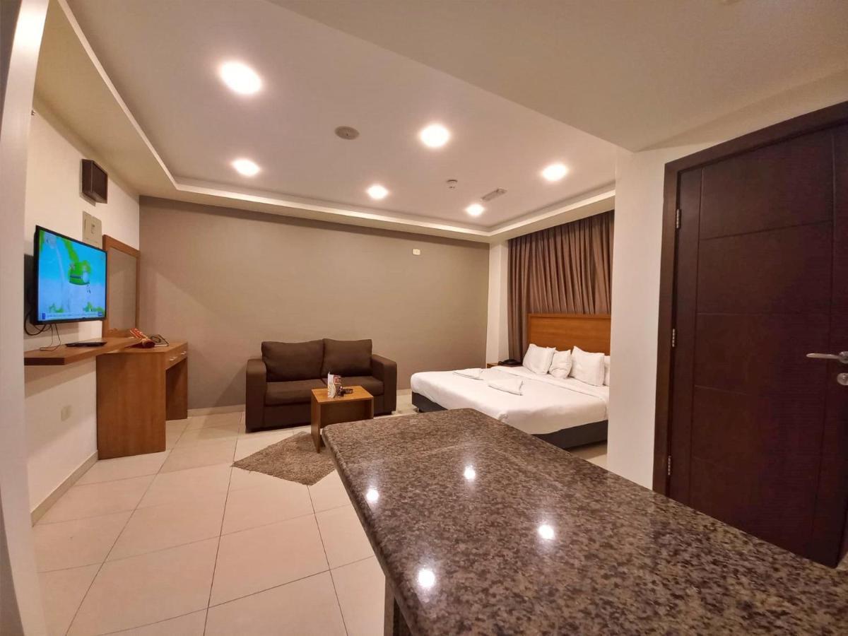 Lujain Hotel فندق النور واللجين Amman Exterior photo