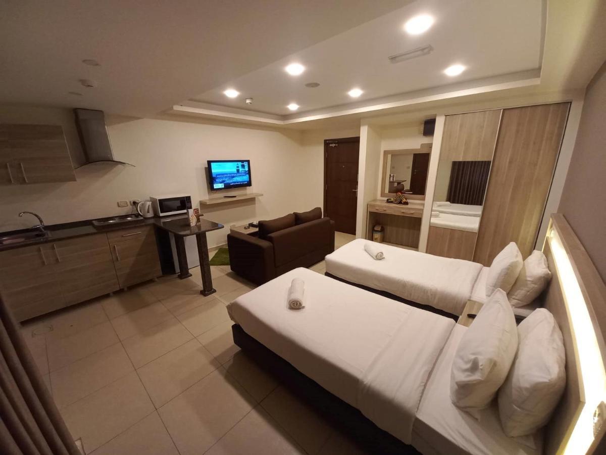 Lujain Hotel فندق النور واللجين Amman Exterior photo
