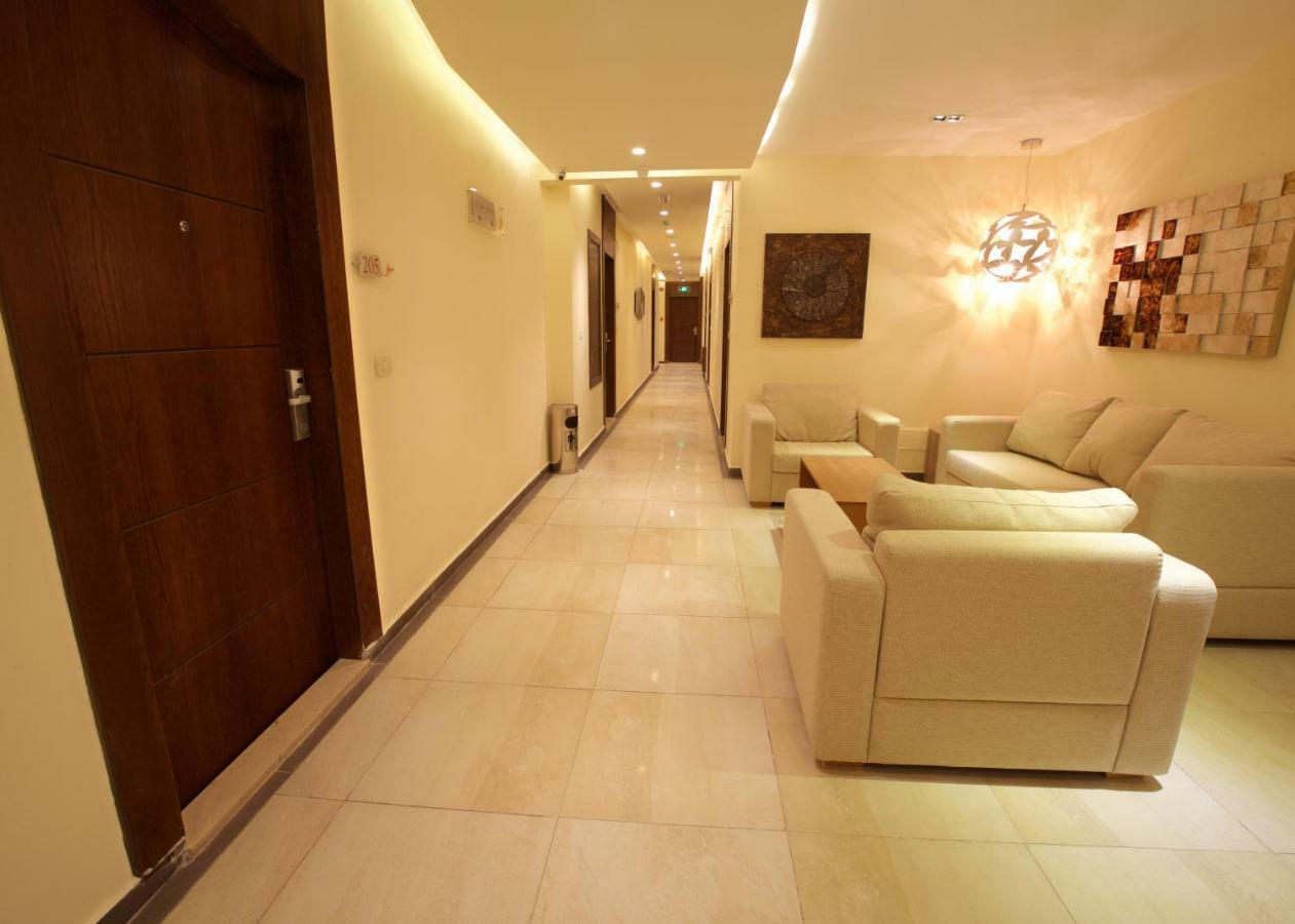 Lujain Hotel فندق النور واللجين Amman Exterior photo